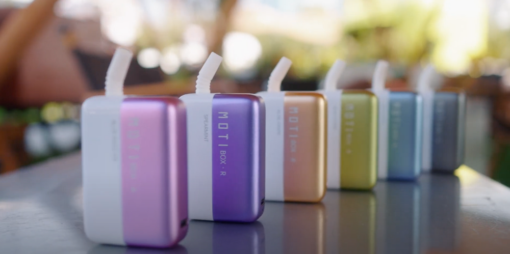 Vape review: Moti Box R7000, Reload your juice box with freshness.